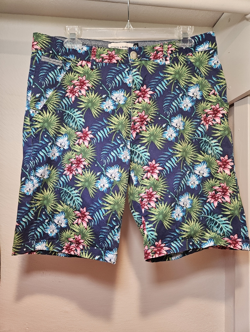 Men's Navy Tropical Floral Print Shorts